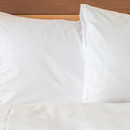 Holiday Inn Oakville Centre By Ihg Екстер'єр фото