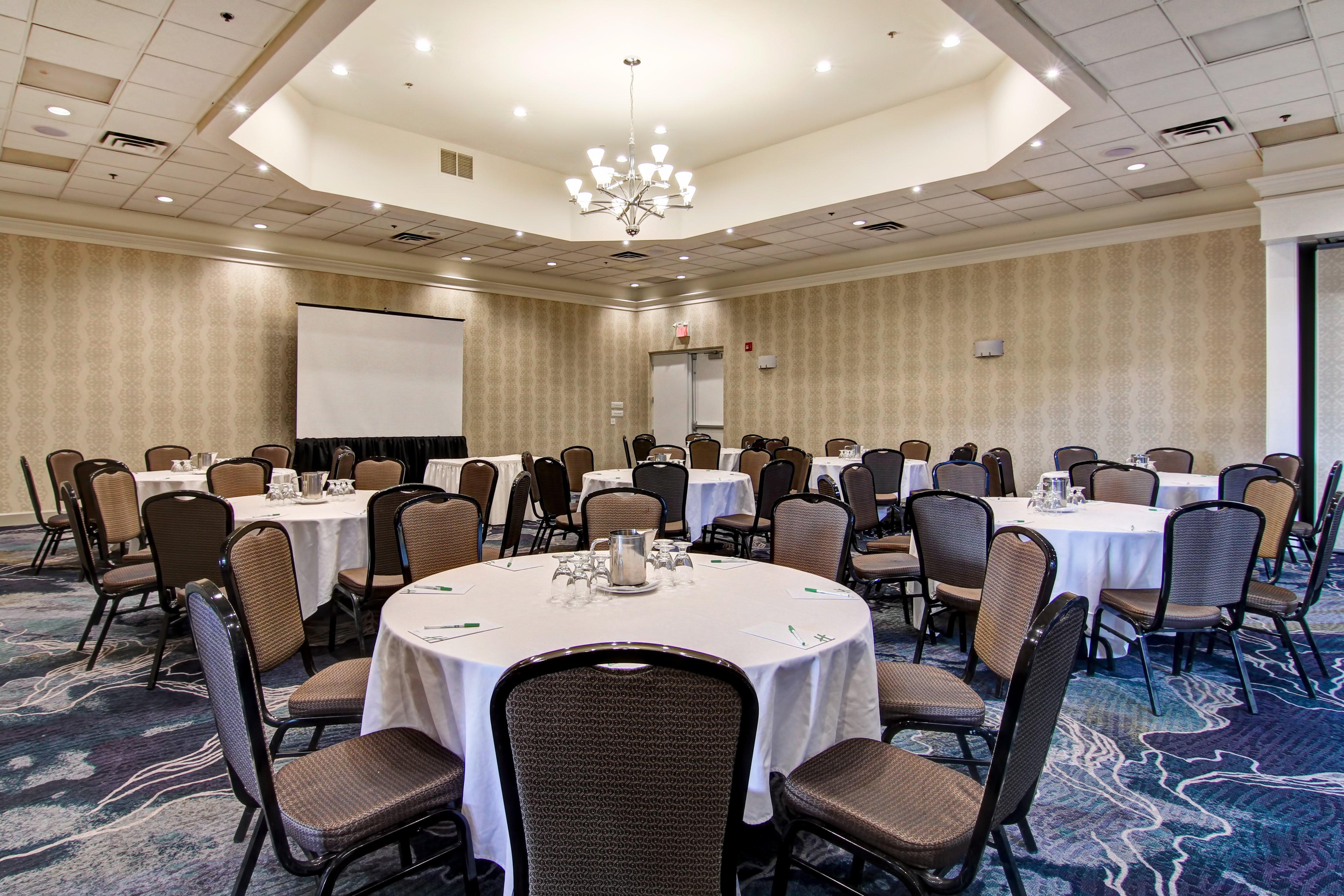 Holiday Inn Oakville Centre By Ihg Екстер'єр фото