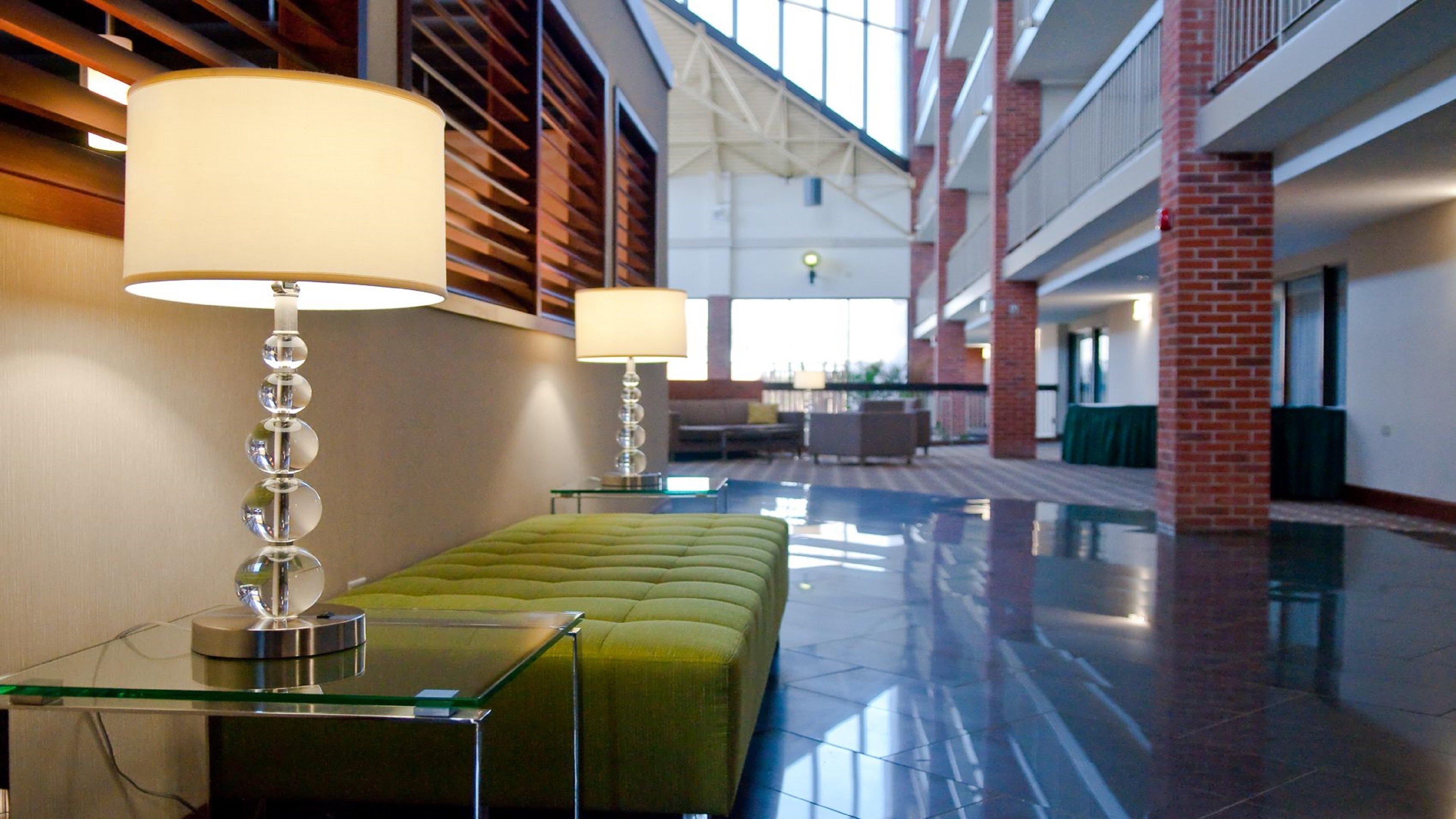 Holiday Inn Oakville Centre By Ihg Екстер'єр фото