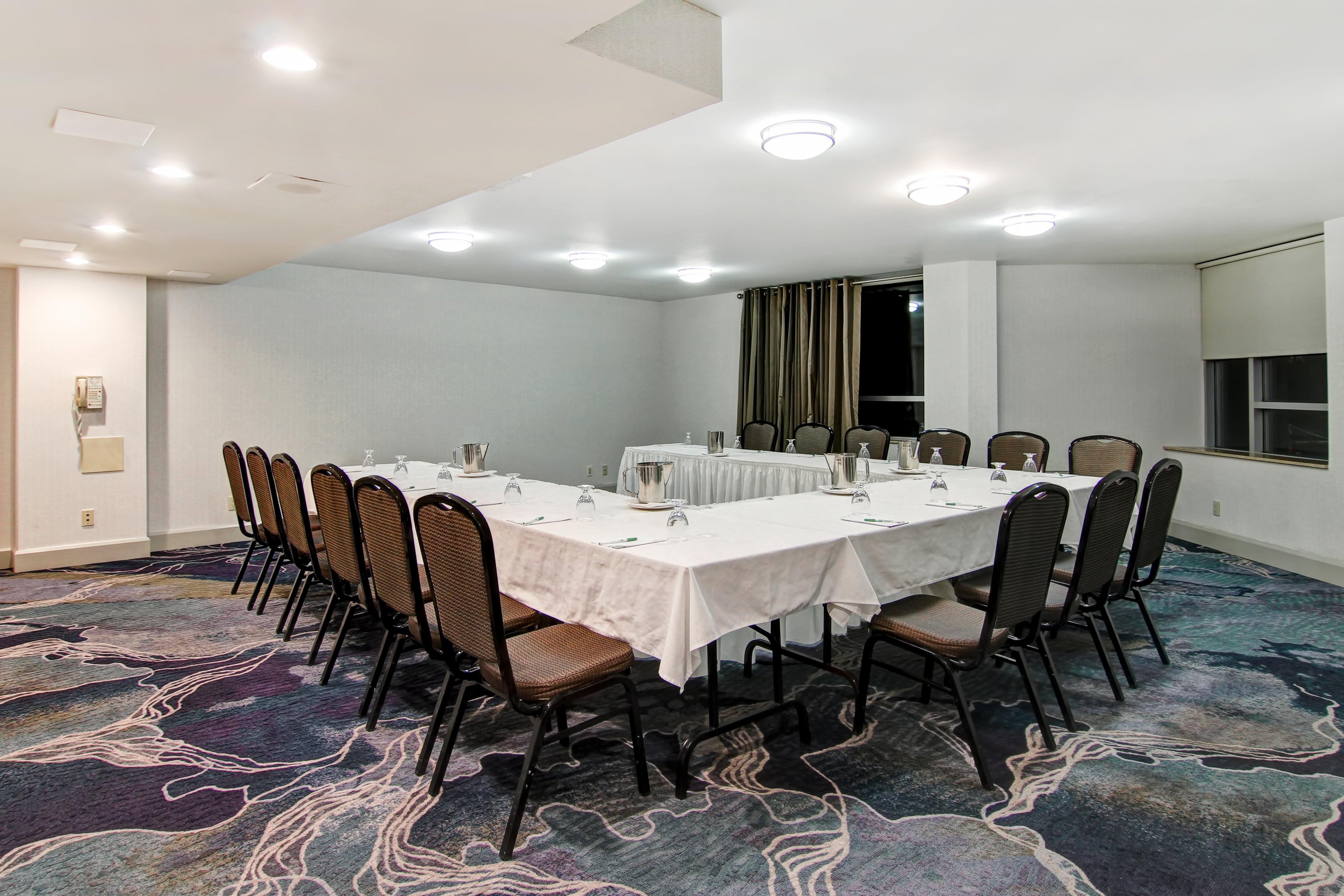 Holiday Inn Oakville Centre By Ihg Екстер'єр фото
